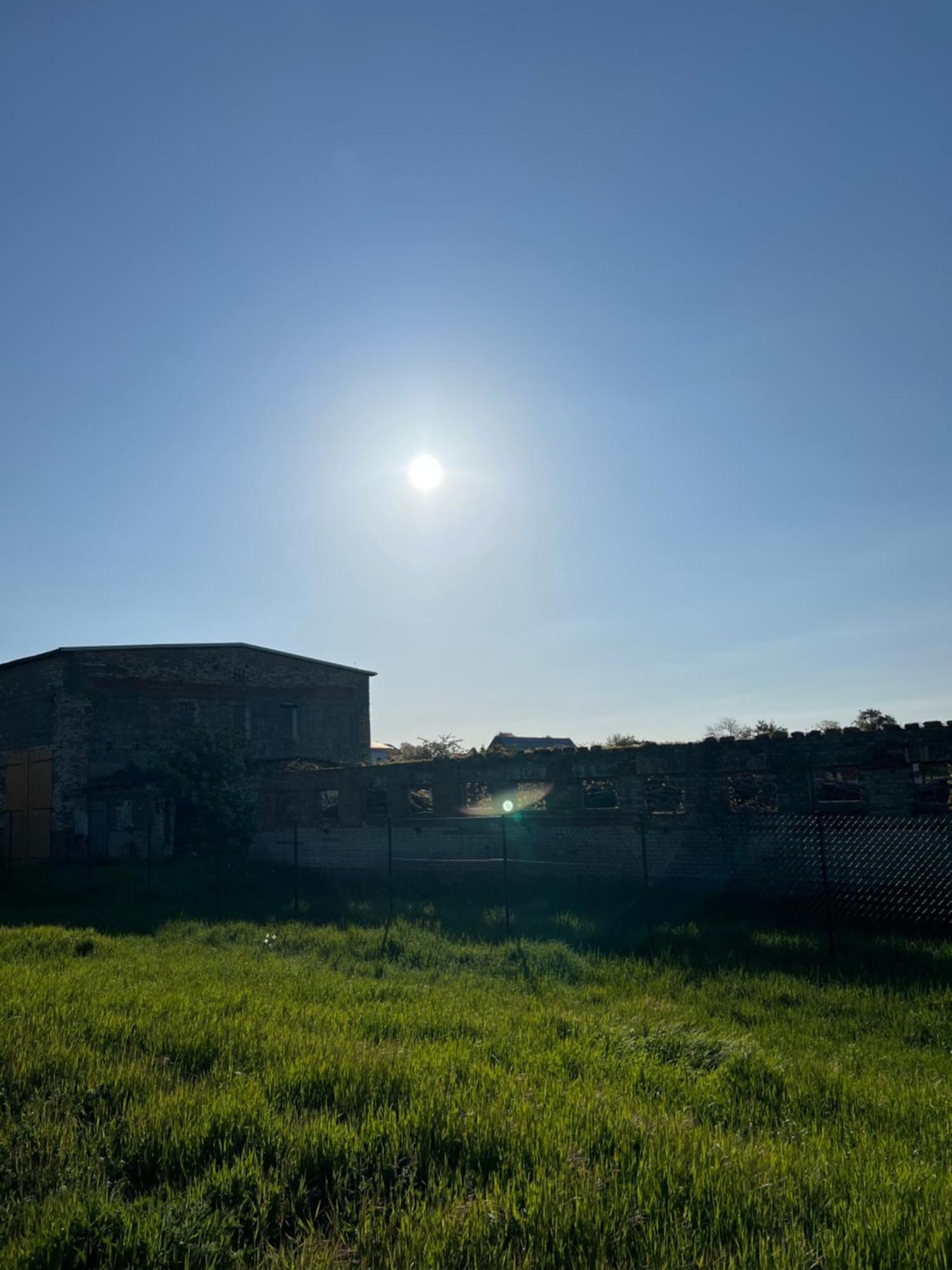 Monteurwohnung Am Flughafen Schkeuditz Exterior foto